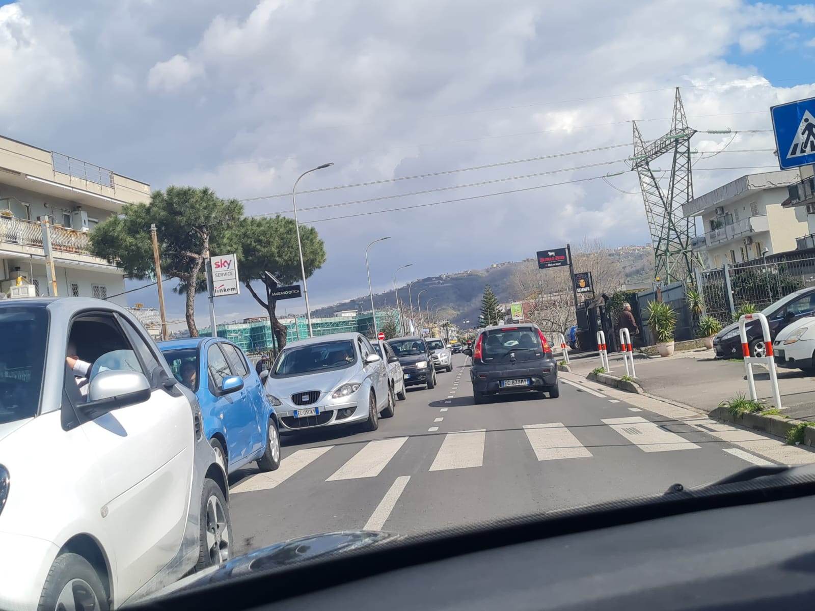 segnalazione traffico intenso corso italia quarto