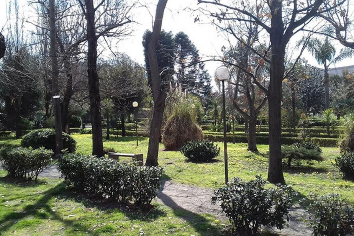 allerta meteo chiusi parchi pubblici cimitero pozzuoli