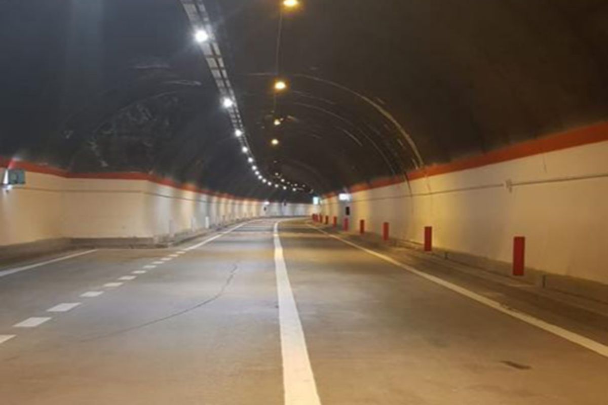 chiusura tunnel montenuovo pozzuoli 12 febbraio