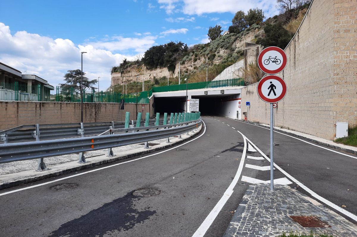 tunnel tangenziale porto responsabile sicurezza pozzuoli