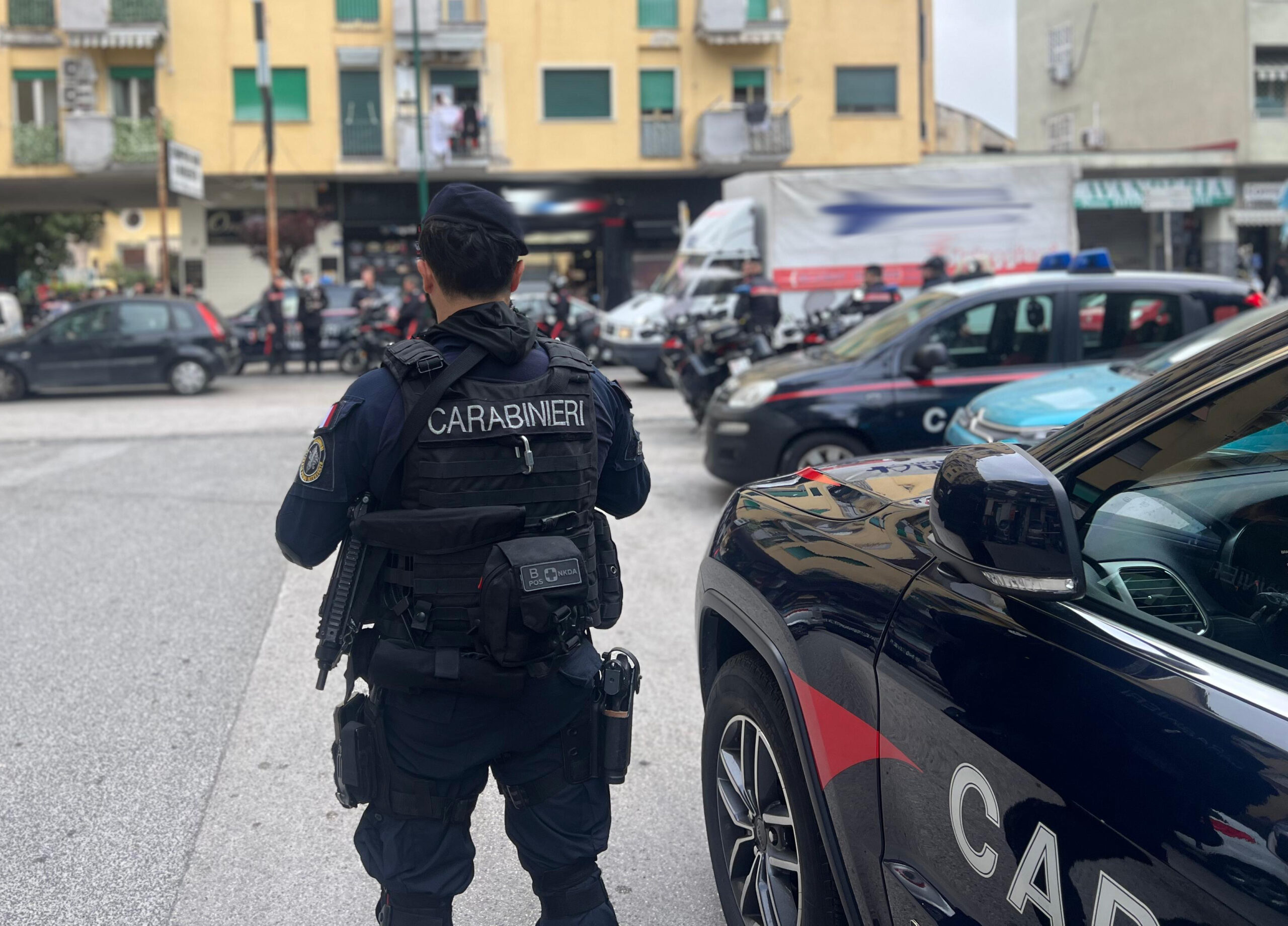 sparatoria fuorigrotta controlli carabinieri
